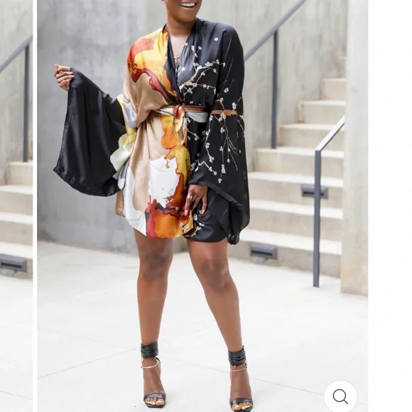 Kimono /dress- one sz fits most sm-3X - Picture 4 of 9